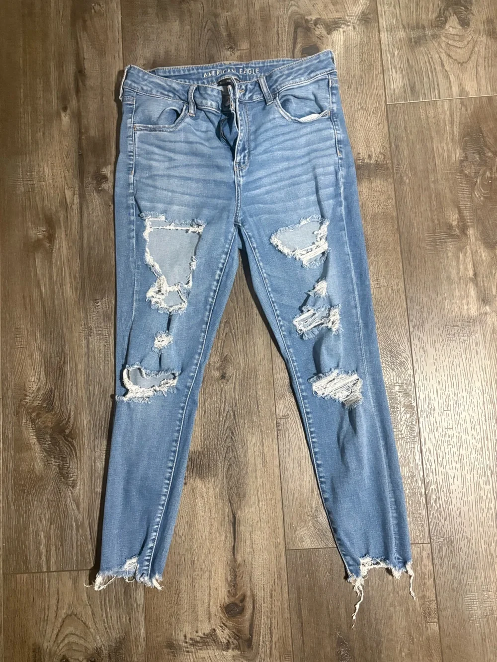 American Eagle Outfitters Light Blue Ripped Skinny Jeans